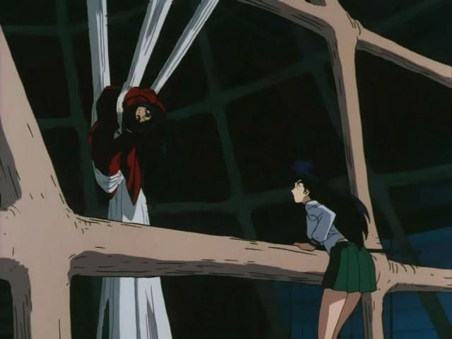 Otaku Gallery  / Anime e Manga / Inu-Yasha / Screen Shots / Episodi / 013 - L`enigma della luna nuova! Inuyasha dai capelli neri! / 162.jpg